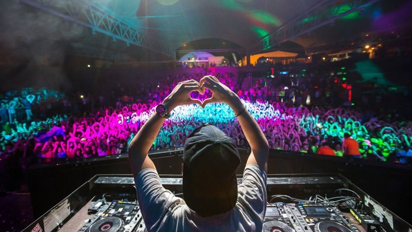DJ And Musical Arrangements
